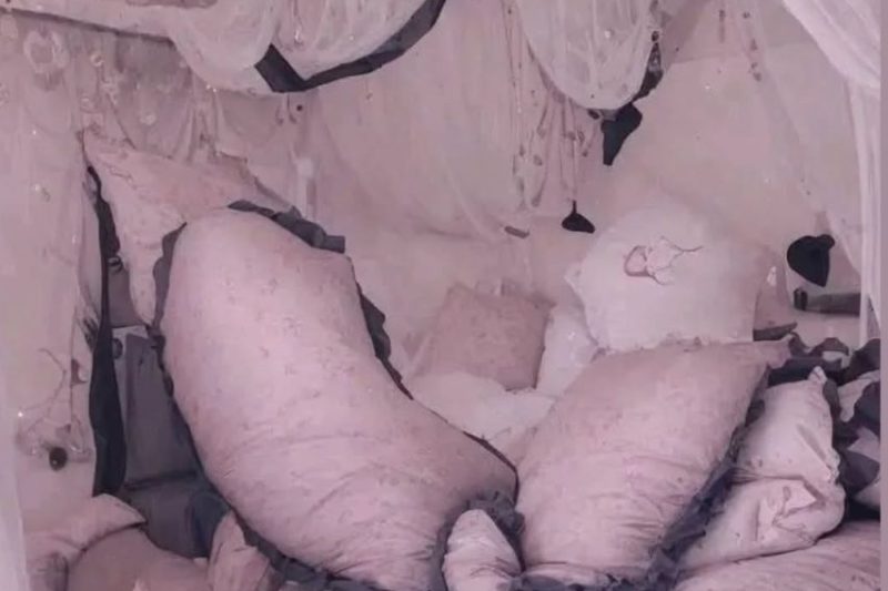 Stunning videos Exercise you Won’t Believe it and…….  Don’t look if you can’t handle lt (21 Pics)  